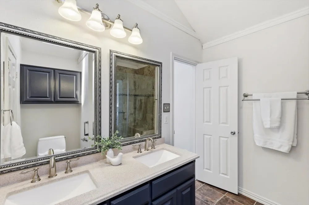 1432 Saint Gallen Lane Lewisville, TX 75067