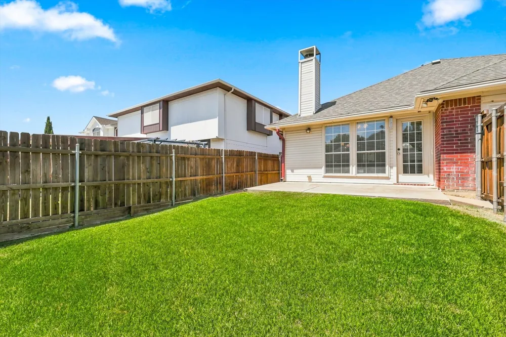 1432 Saint Gallen Lane Lewisville, TX 75067