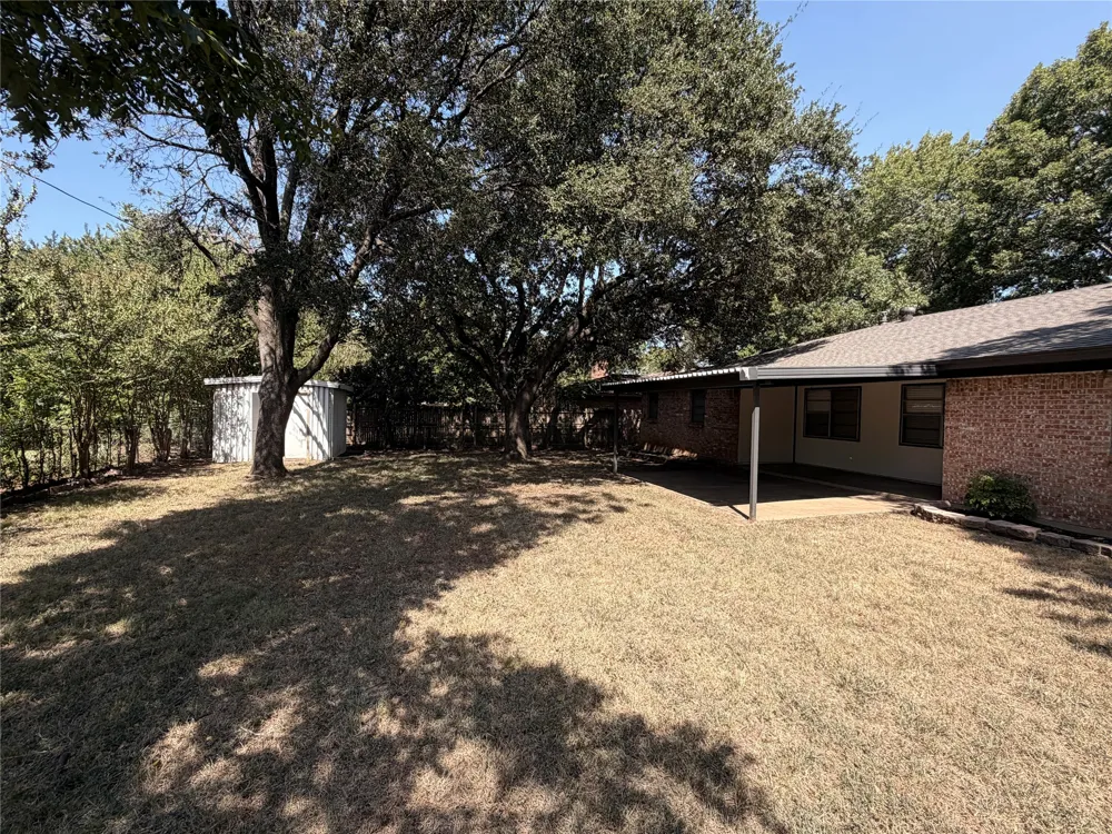 7428 Bogart Drive North Richland Hills, TX 76180