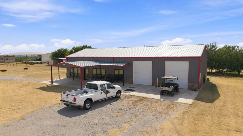 12880 County Line Rd Ponder, TX 76259
