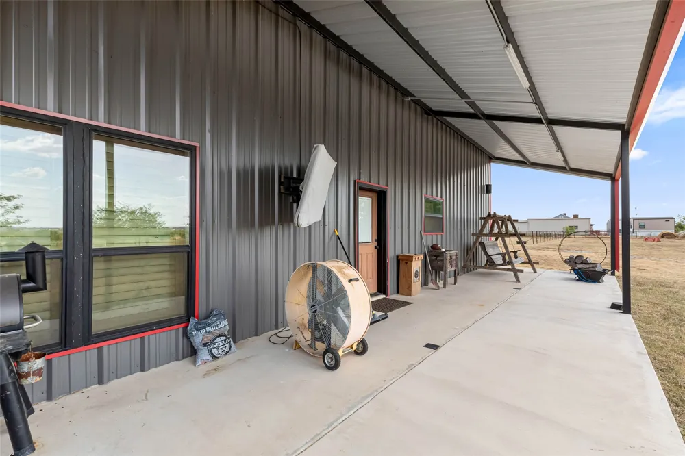 12880 County Line Rd Ponder, TX 76259