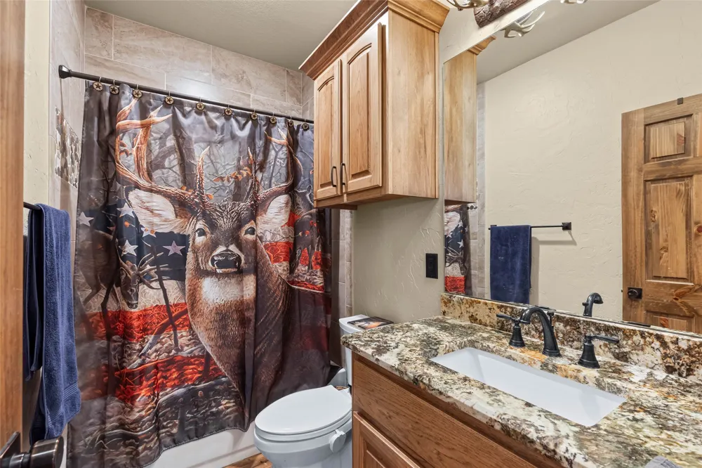 12880 County Line Rd Ponder, TX 76259