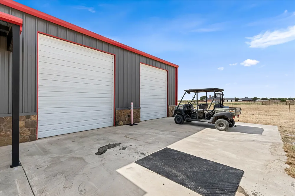 12880 County Line Rd Ponder, TX 76259