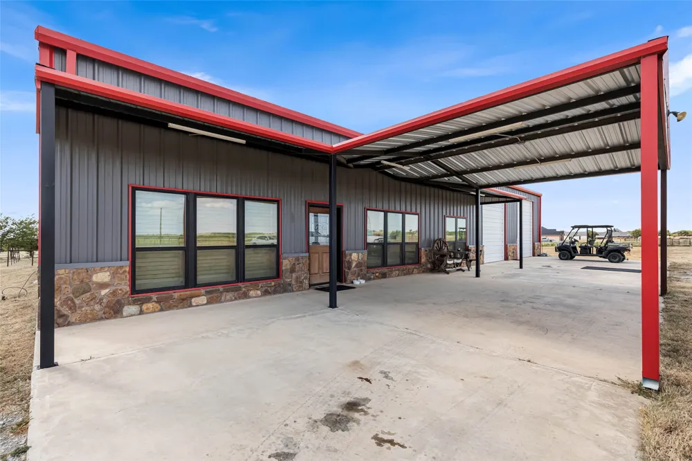 12880 County Line Rd Ponder, TX 76259