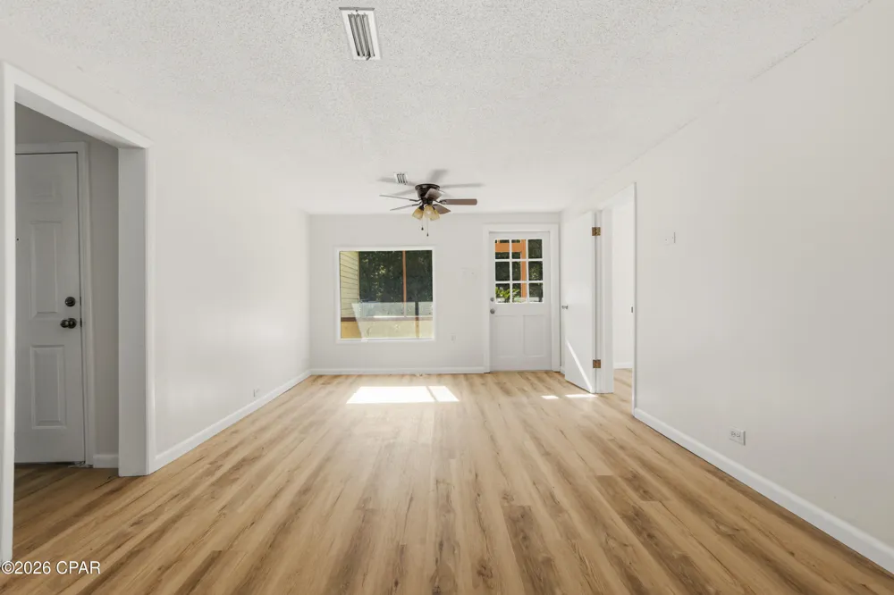 5493 Ellaville Road Campbellton, FL 32426