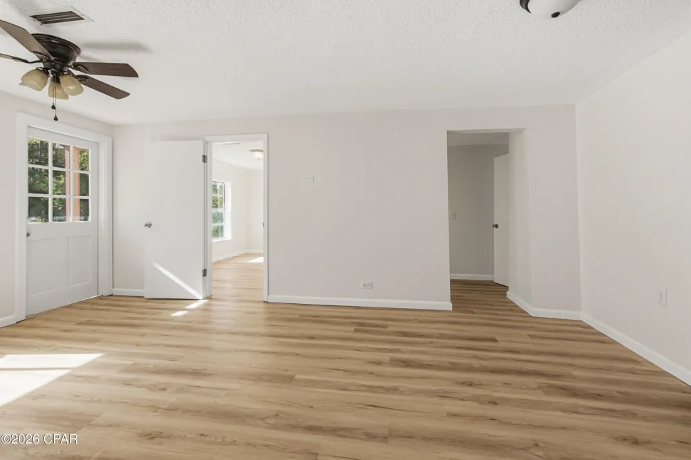 5493 Ellaville Road Campbellton, FL 32426