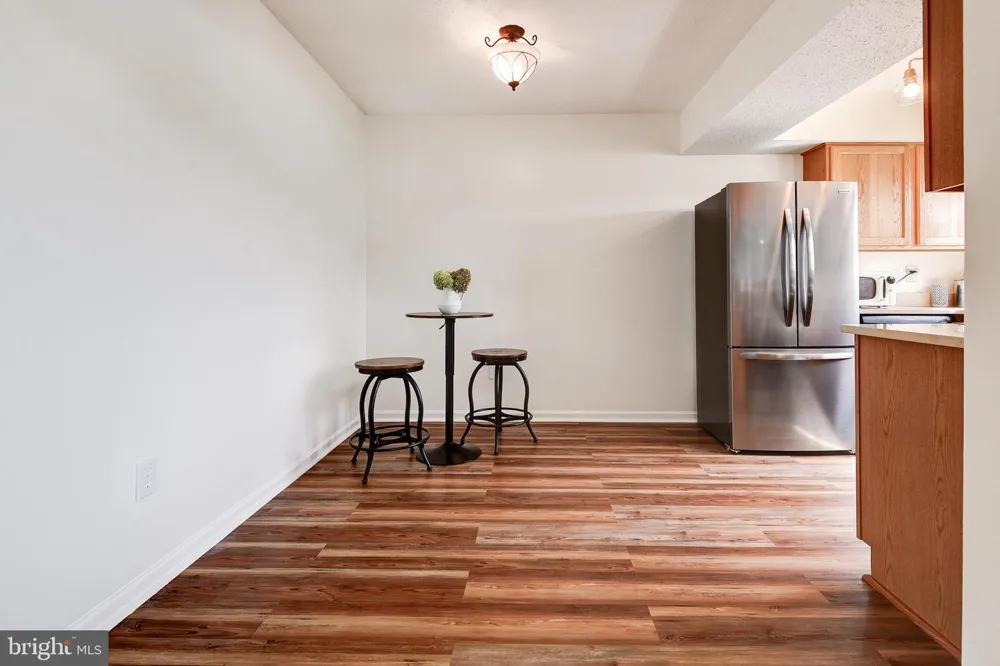 102 PROSPERITY AVENUE SE #E Leesburg, VA 20175
