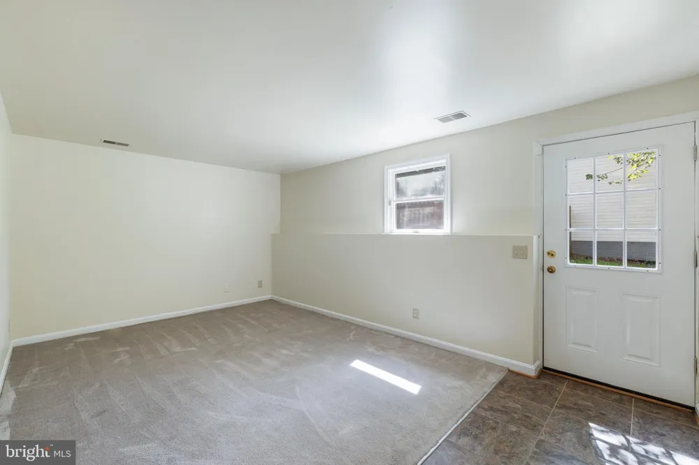 14 GLENDALE DRIVE Stafford, VA 22556