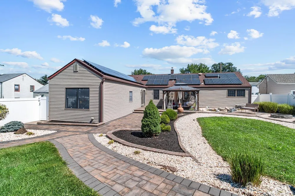 91 S Hill Road S Colonia, NJ 07067