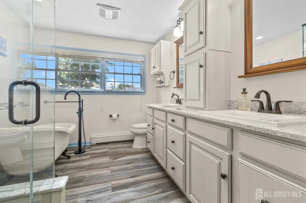 91 S Hill Road S Colonia, NJ 07067