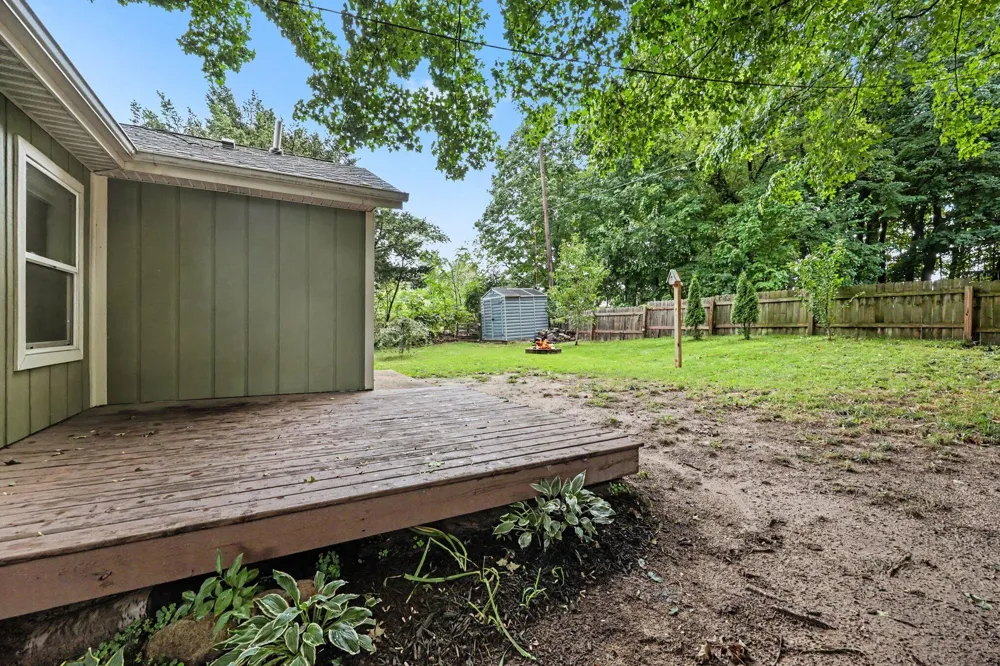 6688 Echo Drive NE Rockford, MI 49341