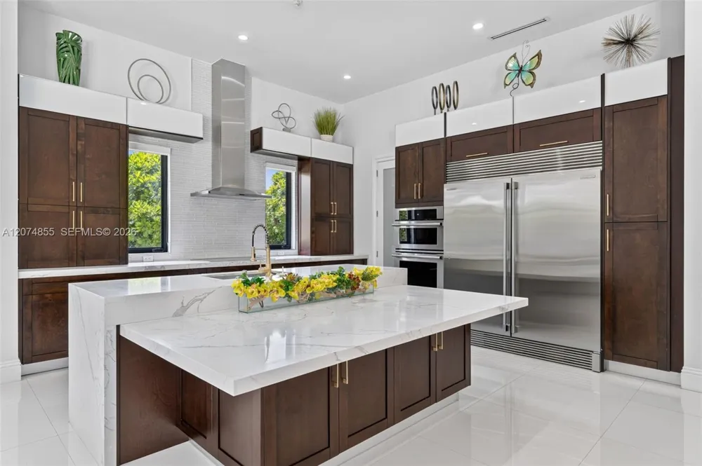 10352 NW 131st St Hialeah Gardens, FL 33018