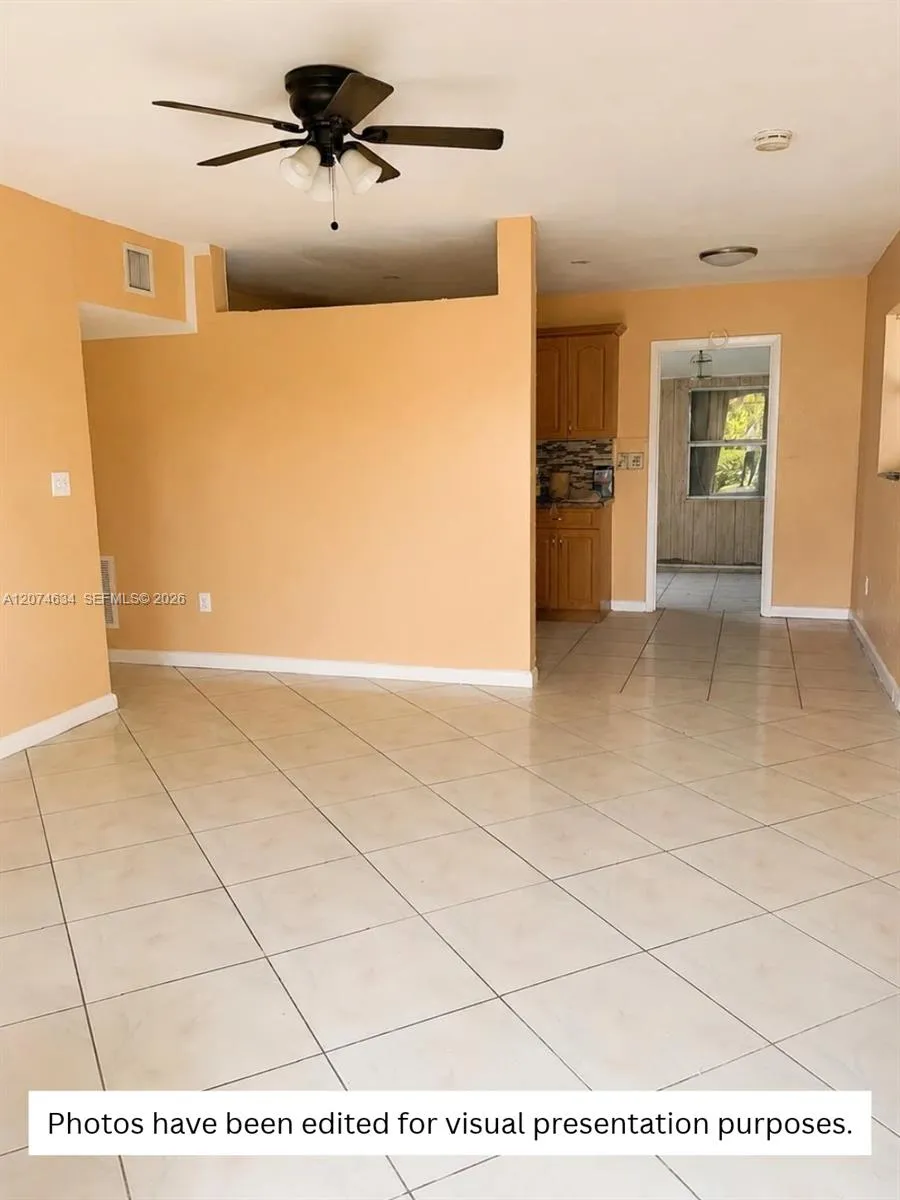3640 NW 3rd St Lauderhill, FL 33311