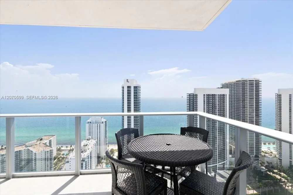 4010 S Ocean Dr #T3909 Hollywood, FL 33019