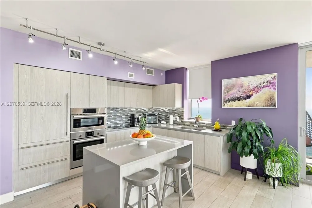 4010 S Ocean Dr #T3909 Hollywood, FL 33019