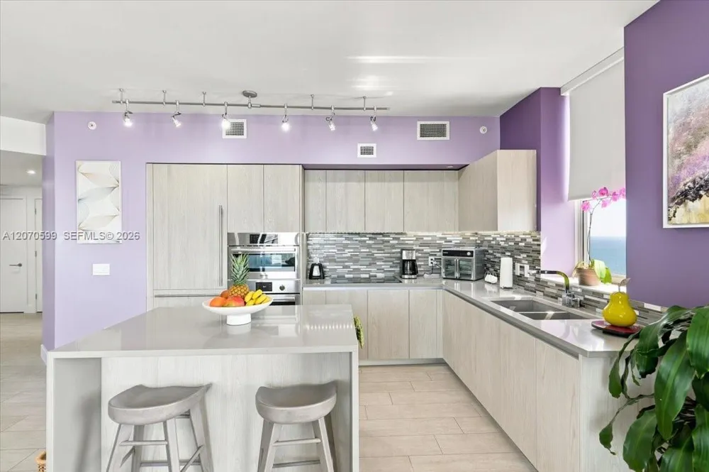 4010 S Ocean Dr #T3909 Hollywood, FL 33019