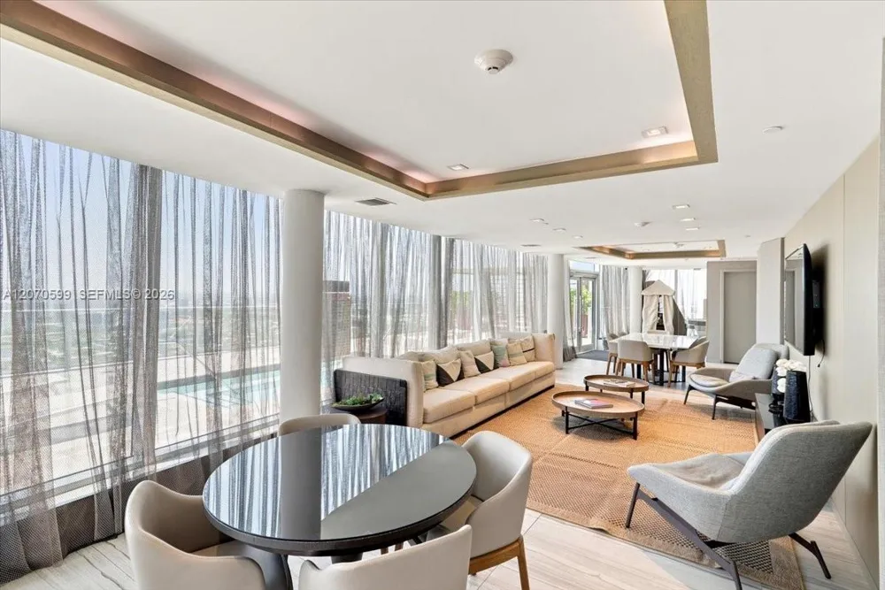 4010 S Ocean Dr #T3909 Hollywood, FL 33019
