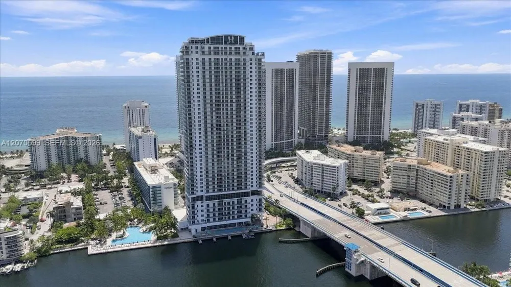 4010 S Ocean Dr #T3909 Hollywood, FL 33019