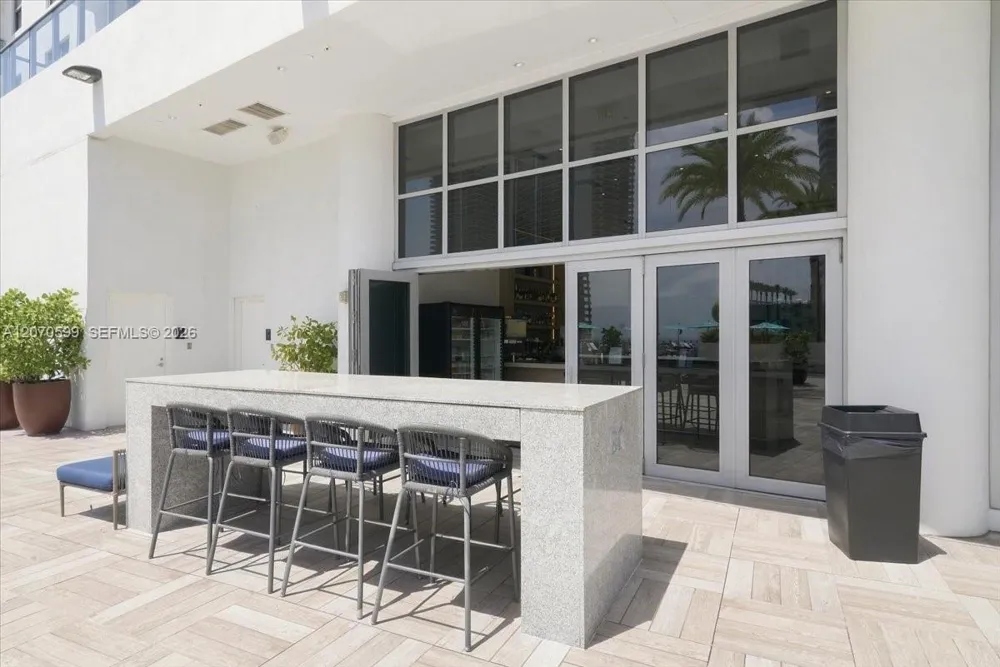 4010 S Ocean Dr #T3909 Hollywood, FL 33019