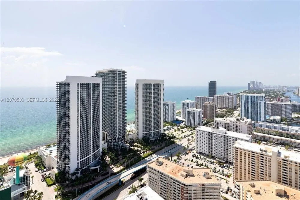 4010 S Ocean Dr #T3909 Hollywood, FL 33019