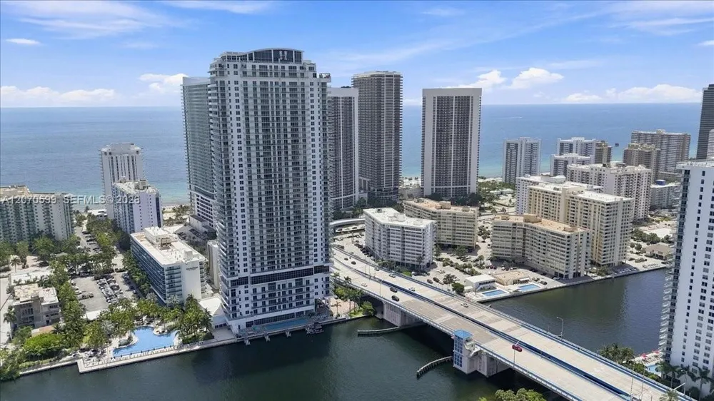 4010 S Ocean Dr #T3909 Hollywood, FL 33019
