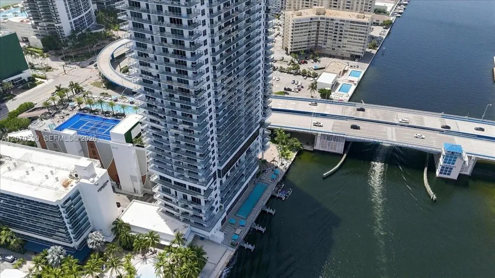 4010 S Ocean Dr #T3909 Hollywood, FL 33019