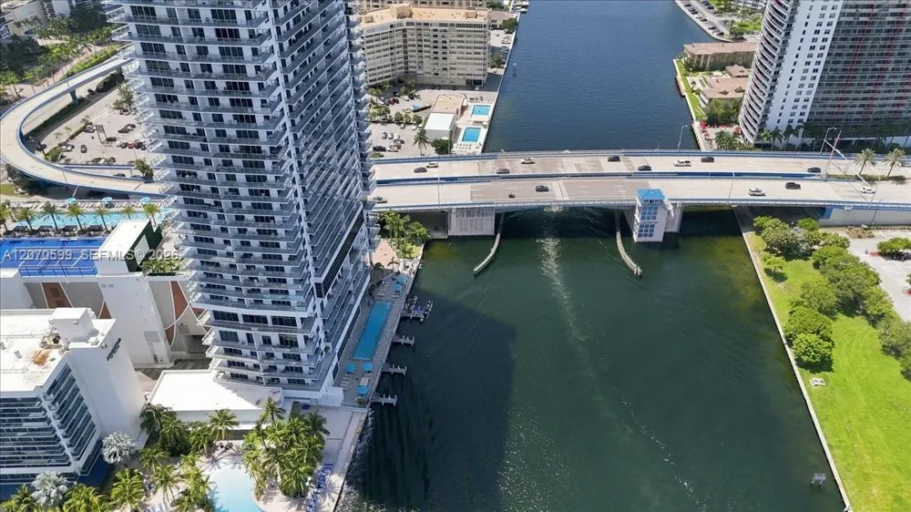 4010 S Ocean Dr #T3909 Hollywood, FL 33019