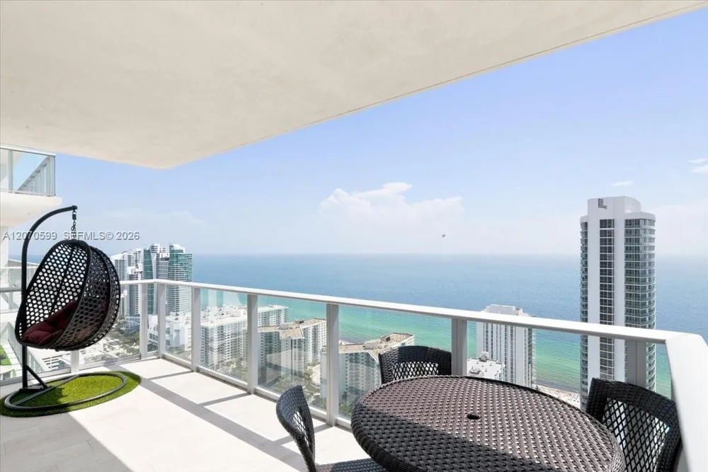 4010 S Ocean Dr #T3909 Hollywood, FL 33019