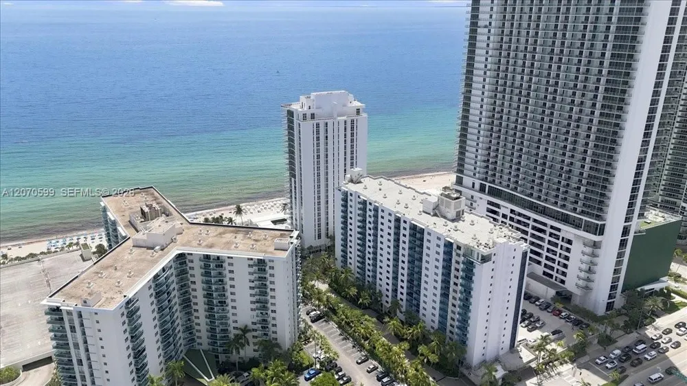 4010 S Ocean Dr #T3909 Hollywood, FL 33019