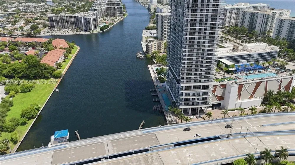 4010 S Ocean Dr #T3909 Hollywood, FL 33019