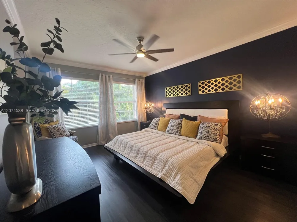425 Pumpkin Dr Palm Beach Gardens, FL 33410