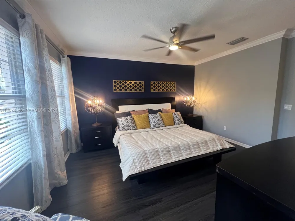 425 Pumpkin Dr Palm Beach Gardens, FL 33410