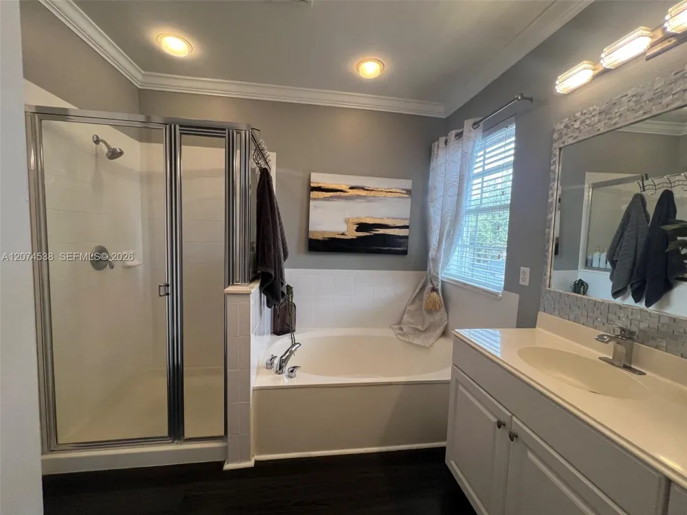 425 Pumpkin Dr Palm Beach Gardens, FL 33410