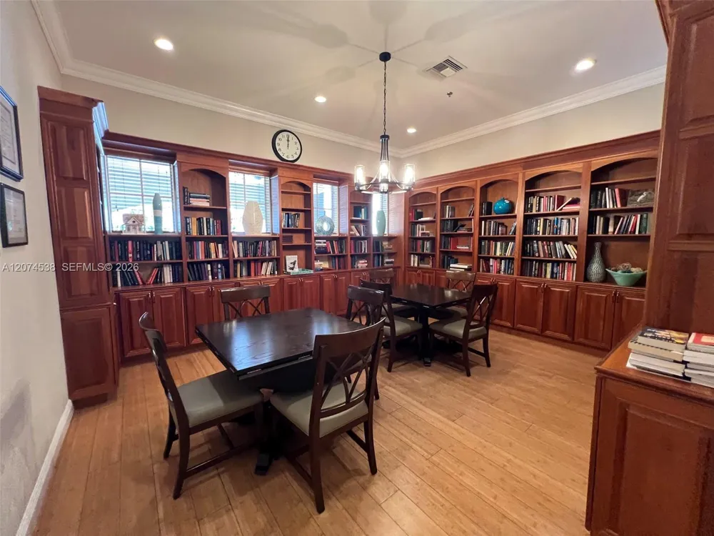 425 Pumpkin Dr Palm Beach Gardens, FL 33410