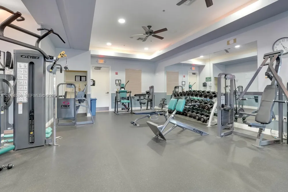 425 Pumpkin Dr Palm Beach Gardens, FL 33410