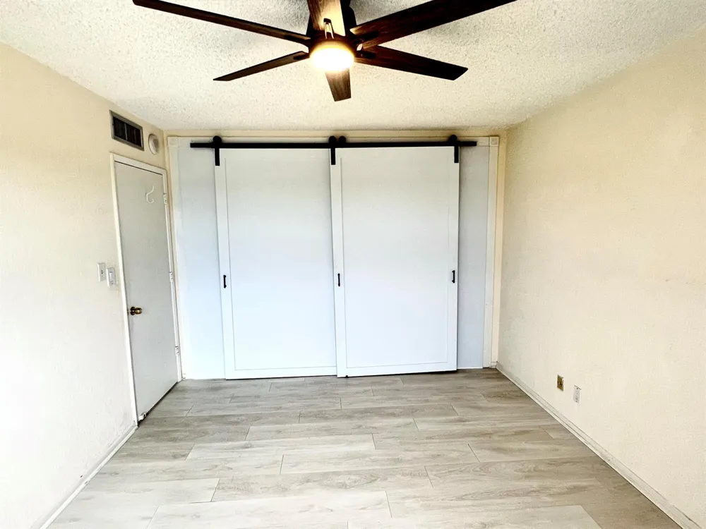 1069 Hillsboro Mile #606 Hillsboro Beach, FL 33062
