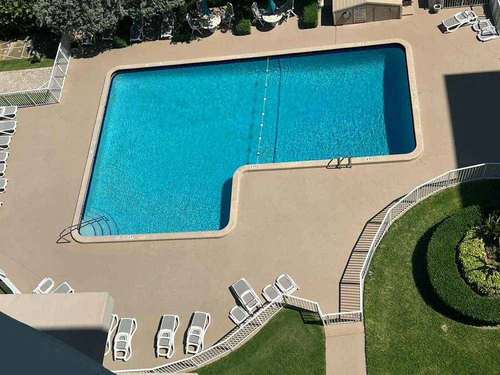 1069 Hillsboro Mile #606 Hillsboro Beach, FL 33062