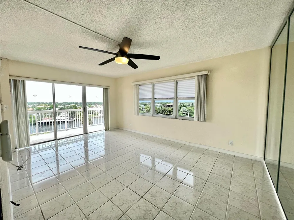 1069 Hillsboro Mile #606 Hillsboro Beach, FL 33062
