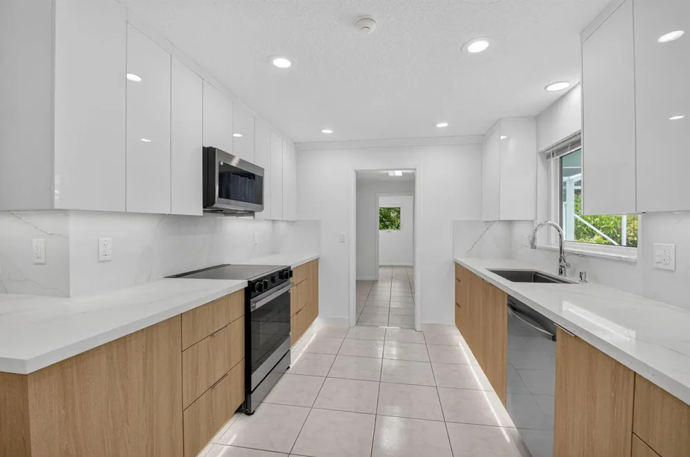 4599 Brady Boulevard Delray Beach, FL 33445