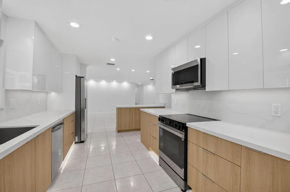 4599 Brady Boulevard Delray Beach, FL 33445