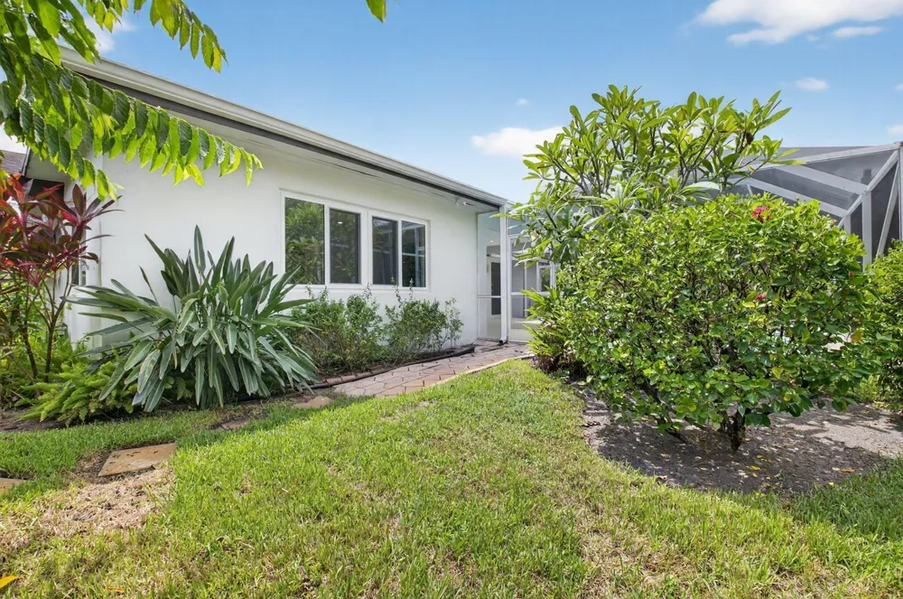 4599 Brady Boulevard Delray Beach, FL 33445