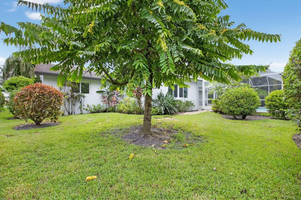 4599 Brady Boulevard Delray Beach, FL 33445