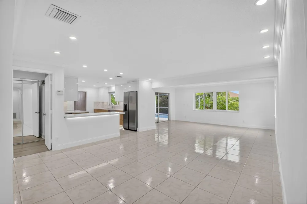 4599 Brady Boulevard Delray Beach, FL 33445