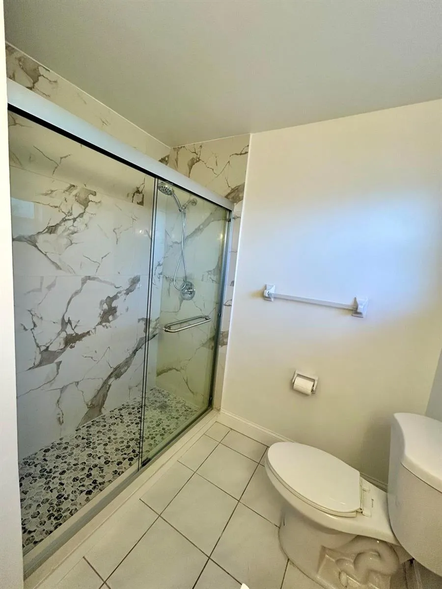 2895 CROSLEY DRIVE W #C West Palm Beach, FL 33415