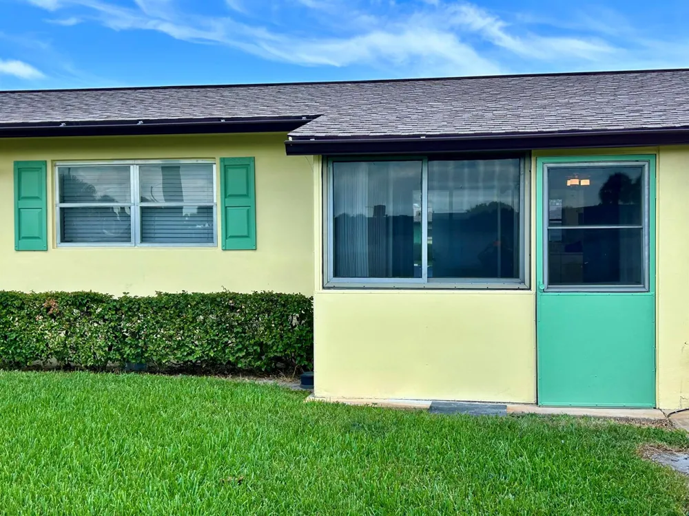 2895 CROSLEY DRIVE W #C West Palm Beach, FL 33415