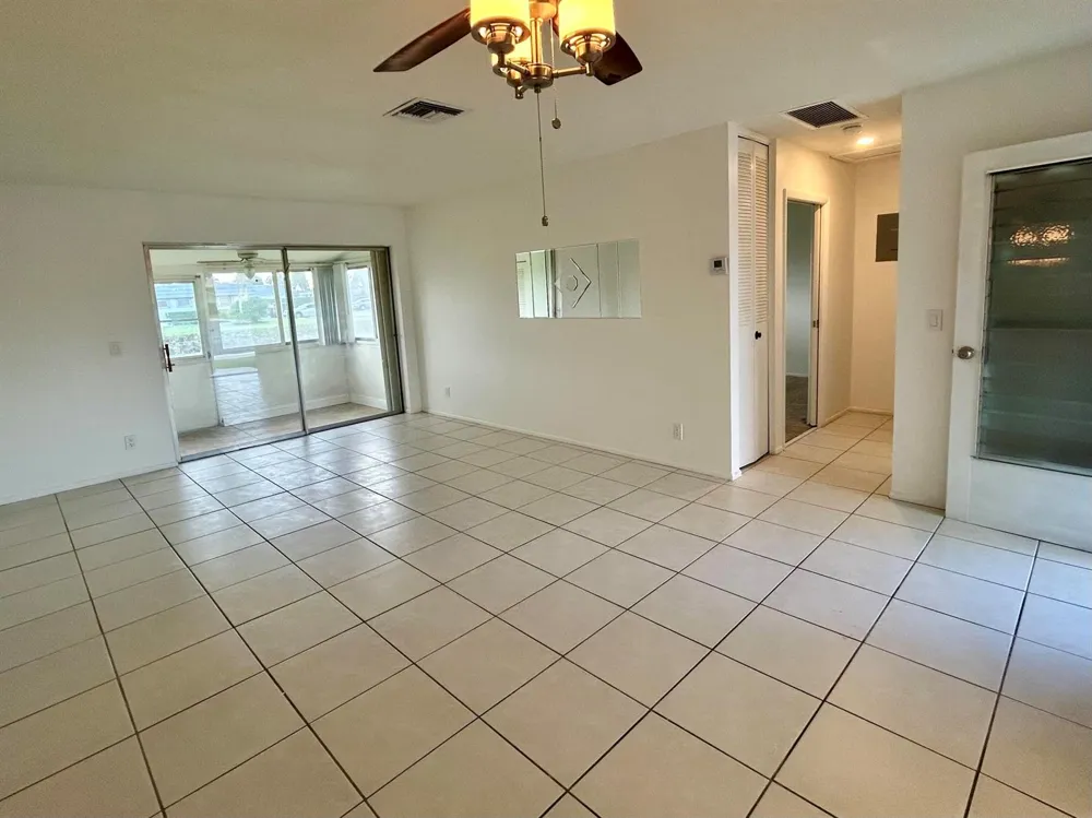 2895 CROSLEY DRIVE W #C West Palm Beach, FL 33415