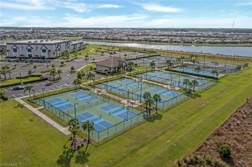 19856 Fox Grove Drive Estero, FL 33928