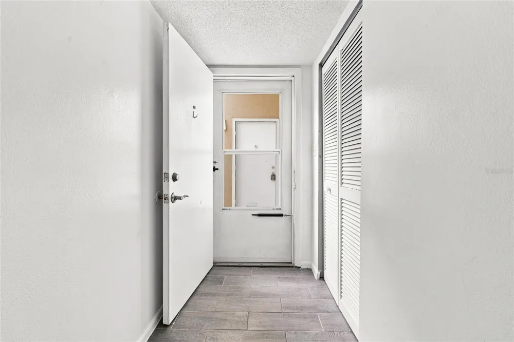 570 BAHIA CIRCLE #B ocala, FL 34472