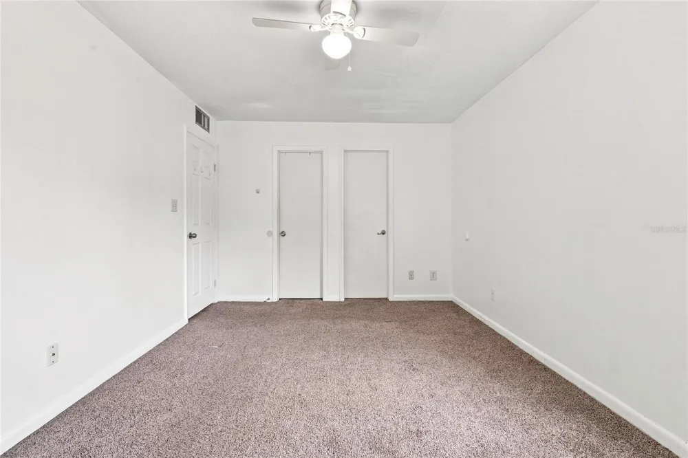570 BAHIA CIRCLE #B ocala, FL 34472