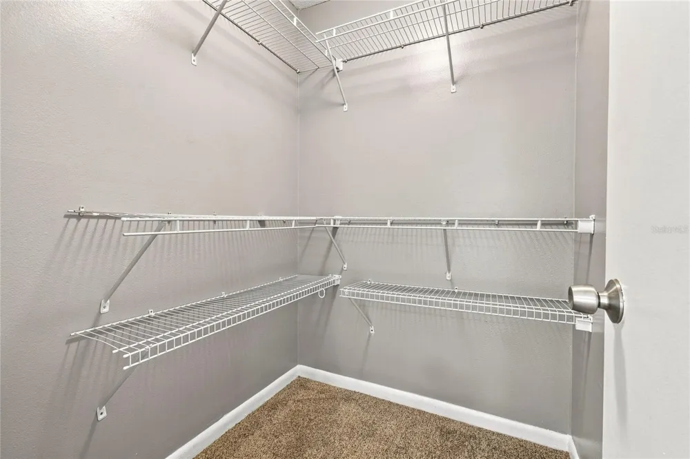 570 BAHIA CIRCLE #B ocala, FL 34472